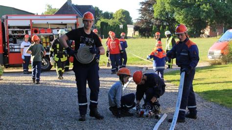 Rund Um Die Uhr Im Einsatz Shz