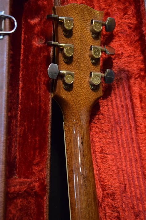 Jacobacci Studio Vintageguitars