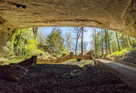 Cathedral Caverns - Huntsville Adventurer