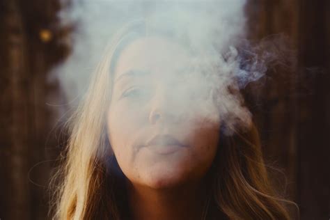 Dry Herb Vaping Vs Smoking Whats The Difference