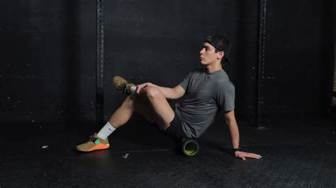 Foam Rolling Glute Medius Youtube