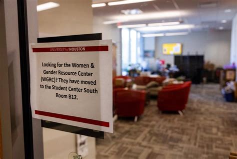 University Of Houstons Lgbtq Resource Center To Close Due To Dei Ban