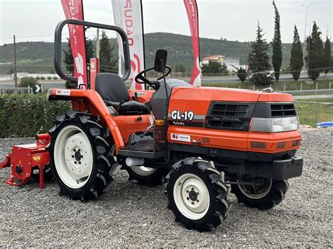 Tractor Kubota Gl Paouris Tractors