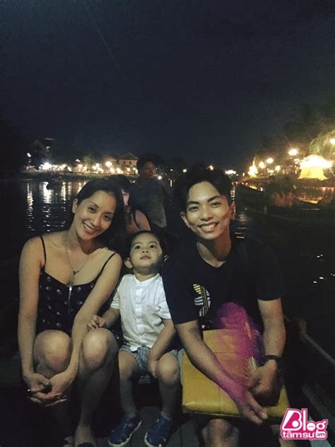 Kh Nh Thi Di N Bikini Khoe V Ng G I C M B N Ch Ng Tr Phan Hi N