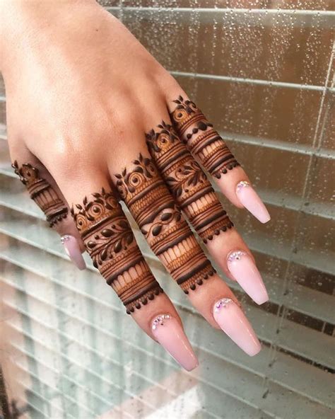 Unique Finger Mehndi Designs That You Ll Absolutely Love Wedmegood