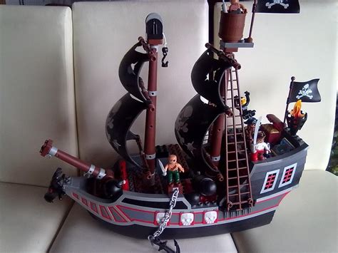 Lego Duplo 7880 Pirates Large Pirate Ship Ruler Of The Sea Amazon