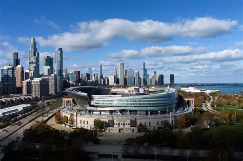 Chicago Bears Consider Leaving Soldier Field For Arlington Heights