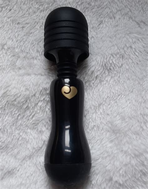 Lovehoney Sex Toy Advent Calendar Day 10 Mini Wand Vibrator