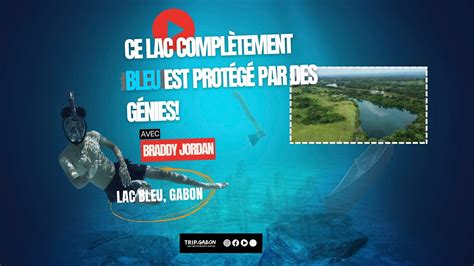 Ils Plongent Dans Le Lac Bleu En Afrique Pour Une Et N En Ressortent