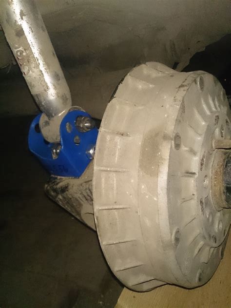 установка домиков под задние стойки — Lada Калина Универсал (1G), 1,6 л ...
