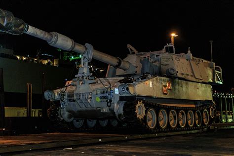 M109 Paladin – Battlehouse