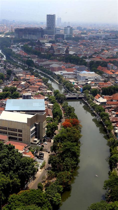 Foto Pencemaran Di Kalimas Ancam Produksi Air Bersih Pdam Surabaya