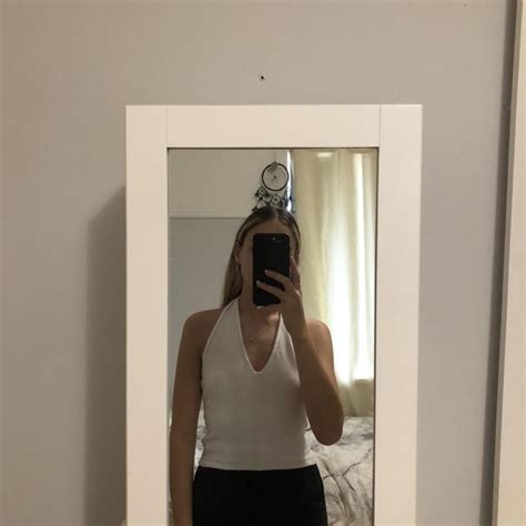 Lioness White Top Xxs4 Never Worn Depop