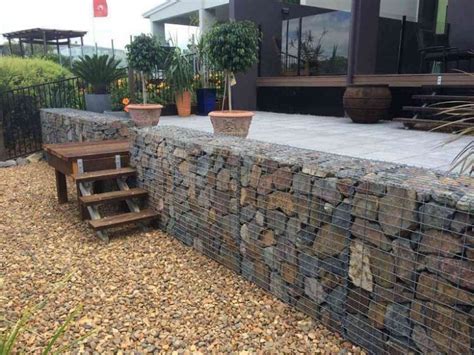 Gabion Walls Rock Filled Designer Retaining Walls And Fences