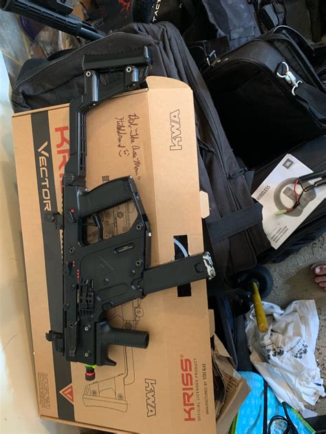 SOLD Kwa Kriss Vector GBB HopUp Airsoft