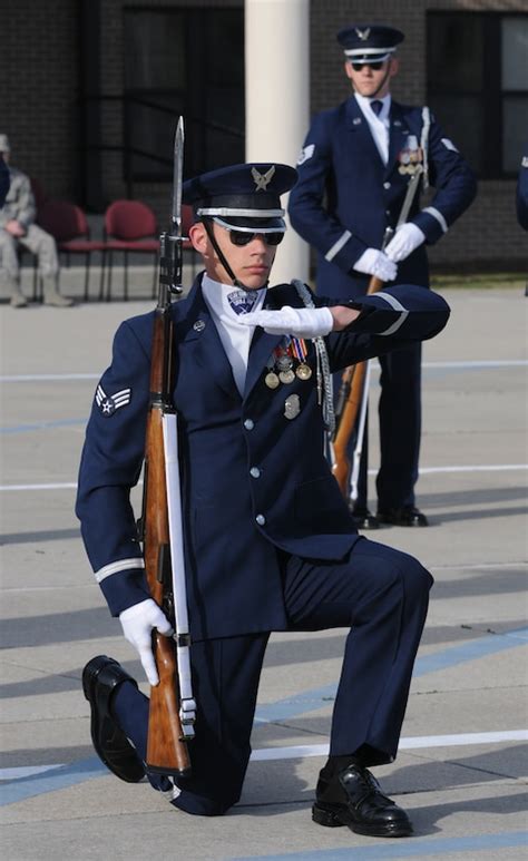 Usaf Honor Guard Drill Teams Reveals New Routine For Keesler Joint