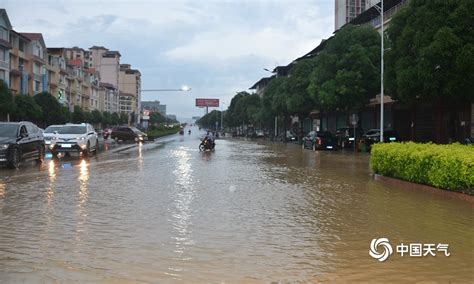 田东：强降雨引发内涝 广西高清图片 中国天气网