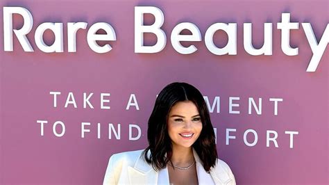 Selena Gomez tem alcance bilionário marca Rare Beauty