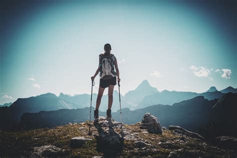 Hiking alone - things to keep in mind for a solo hiking adventure