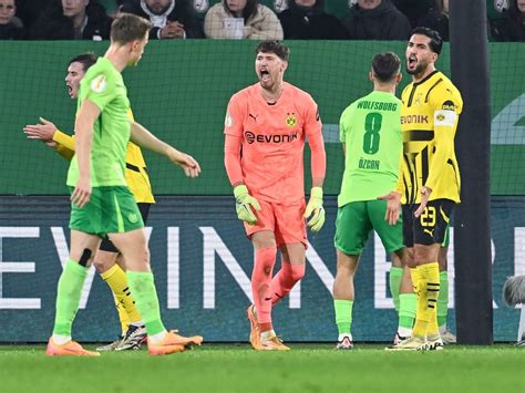 Dfb Pokal Finals Wind Schiesst Bvb In Der Minute Ins Elend