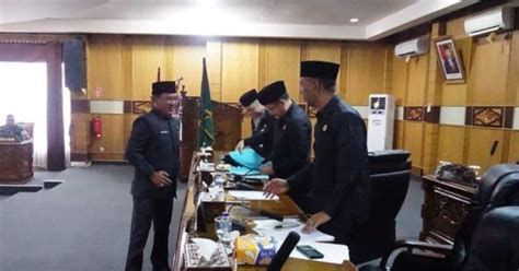 DPRD OKU Gelar Rapat Paripurna Pengesahan Program Pembentukan Peraturan