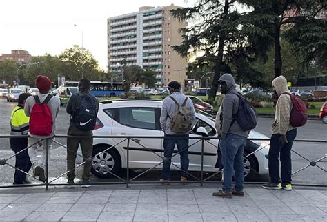 Redada Policial Contra La Explotaci N Laboral En Plaza El Ptica Y Otros