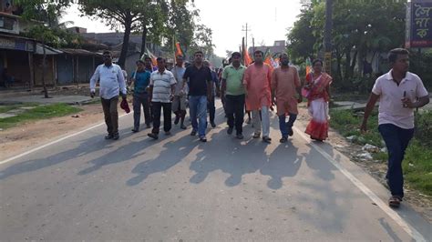 Kolkata Unaffected By Bjp S Call For Hour Bandh Trouble In Other