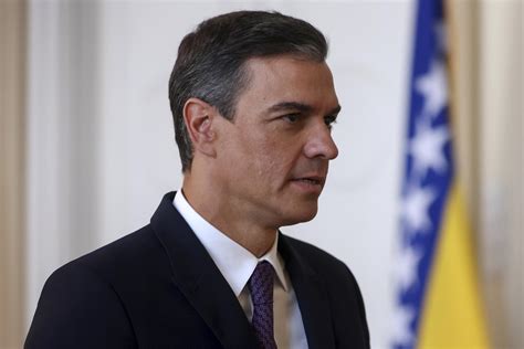 Spanish Pm Sanchez Backs Eu Candidacy For Bosnia Ap News