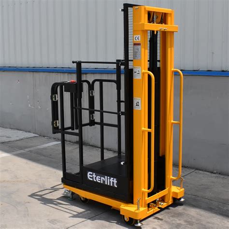 Order Now Cherry Picker Telescopic Towable Boom Lifts With M M M