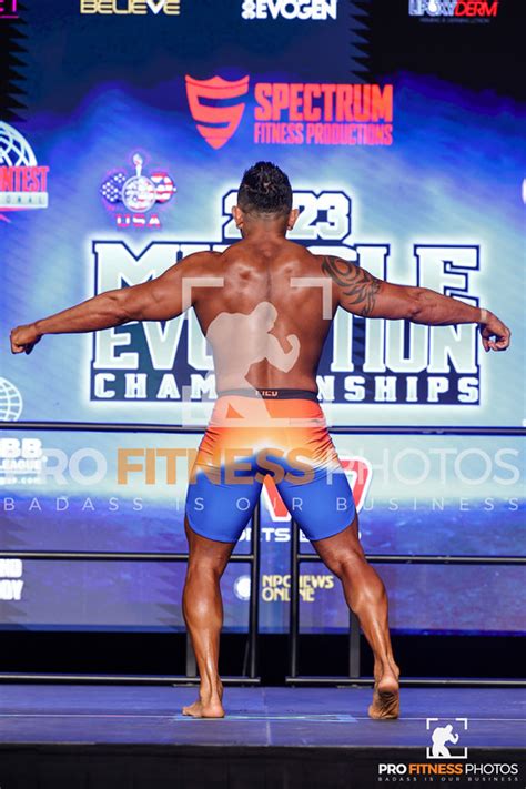 Mens Physique Prejudging Pro Fitness Photos