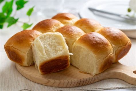 The Three Best Types Of Dinner Rolls A Definitive Guide Drizzle Me Skinny