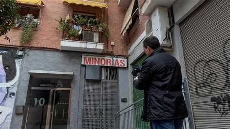 Los Tres Detenidos Por La Violaci N En Manada En Nochevieja Pasan Este