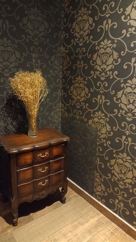 they're obviously hiding something in the corner : r/rustylake