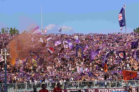 La Curva Fiesole Alza La Voce Adesso Basta I Tifosi Vanno Rispettati