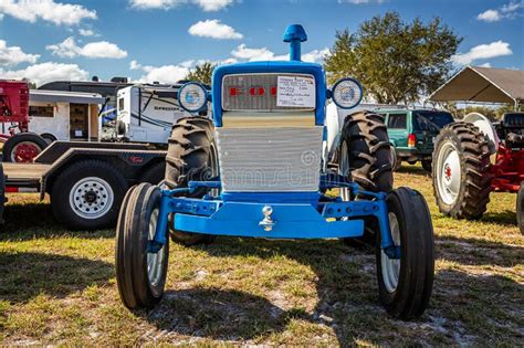 1965 Ford 300 Utility Tractor Editorial Image Image Of Country