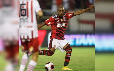 Flamengo e Bangu veja o que mudou desde o último confronto entre as