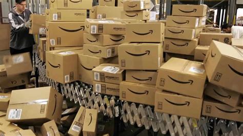 Amazon is leaving fake packages to see if drivers are stealing them