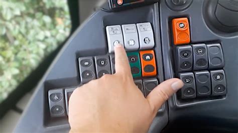 Utiliser La Boite As Tronic Sur Les V Hicules Irisbus Et Iveco Youtube