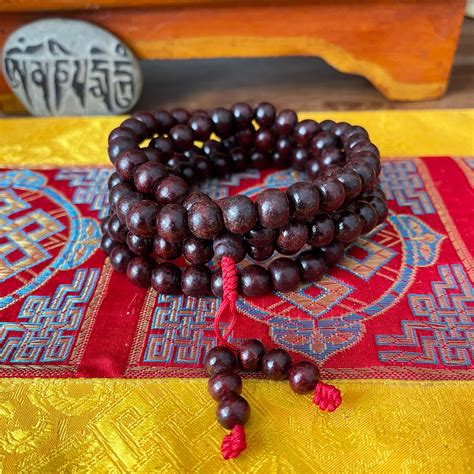 Red Wood Prayer Beads Mala 10 Mm Buddhist Prayer Beads The Buddha