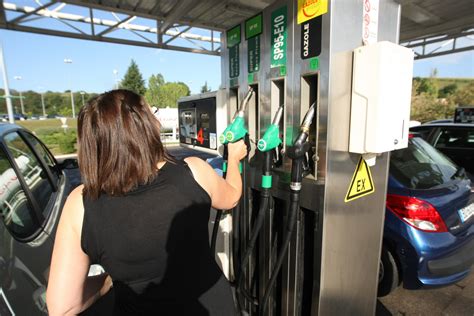 Consommation Carte interactive où trouver le carburant le moins cher