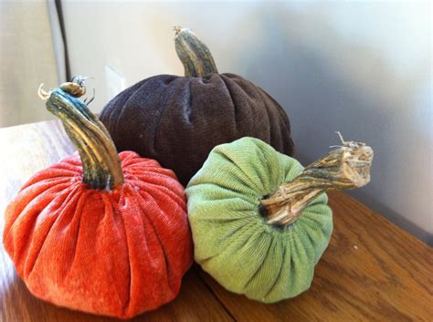 How To Make Velvet Pumpkins For Less Than 2 Easy Diy And Looks Beautiful Lehman Lane