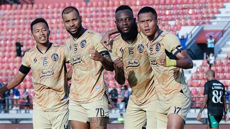 Daftar Tiga Pemain Asing Yang Masuk Radar Arema Fc Gantikan Gustavo