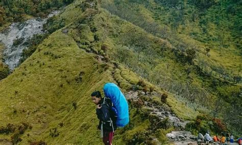 Berencana Mendaki Gunung Merbabu Yuk Kenali 5 Jalur Pendakian Yang