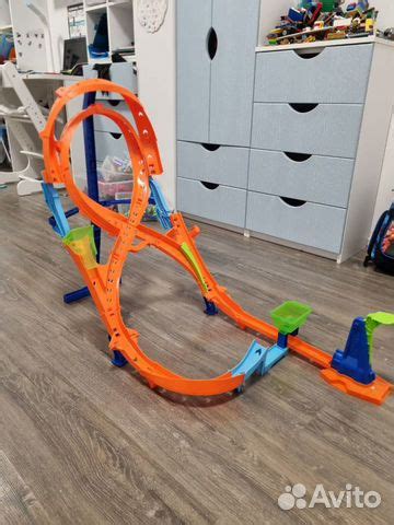 Трек Hot Wheels Вертикальный прыжок 8 HMB15 купить в Москве Личные вещи Авито