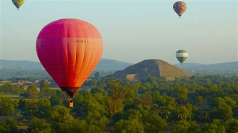 Enamórate del Edomex volando en globo sobre Teotihuacán precios en