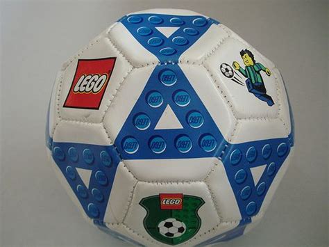 LEGO Express • LEGO Soccer Ball (by lLikePi)