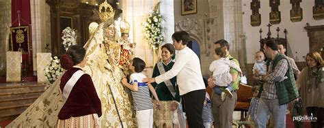 Paseillo Es Im Genes Del Besamanos A Mar A Stma De Araceli