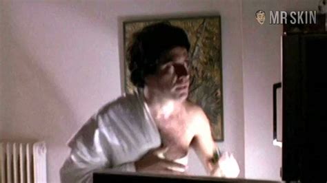 Top Quando La Coppia Scoppia Nude Scenes Sexiest Pics Clips Mr Skin