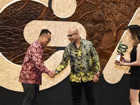 Smartfren Raih Penghargaan Indonesia Green Awards