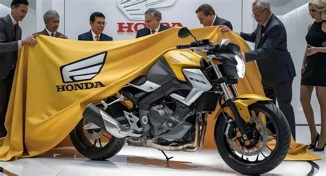 सरफ लख म आपक पसदद Honda सटइलश लक और दमदर मइलज क वद Honda Naked Sports Bike